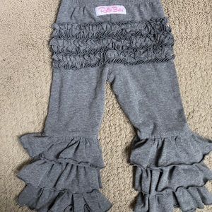 RuffleButts bell bottom leggings size 2T